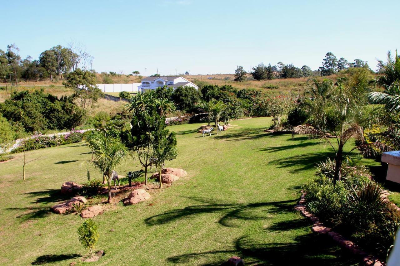 Ekupholeni Garden Villas Manzini Exterior foto