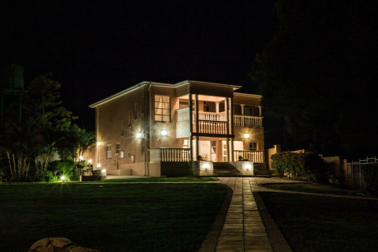 Ekupholeni Garden Villas Manzini Exterior foto